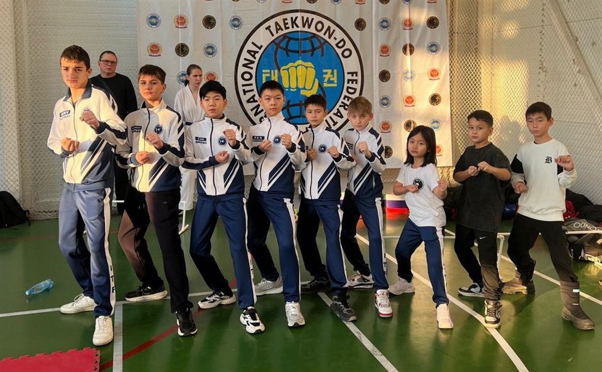 Сахалинские тхэквондисты завоевали медали всех достоинств на соревнованиях в Уссурийске