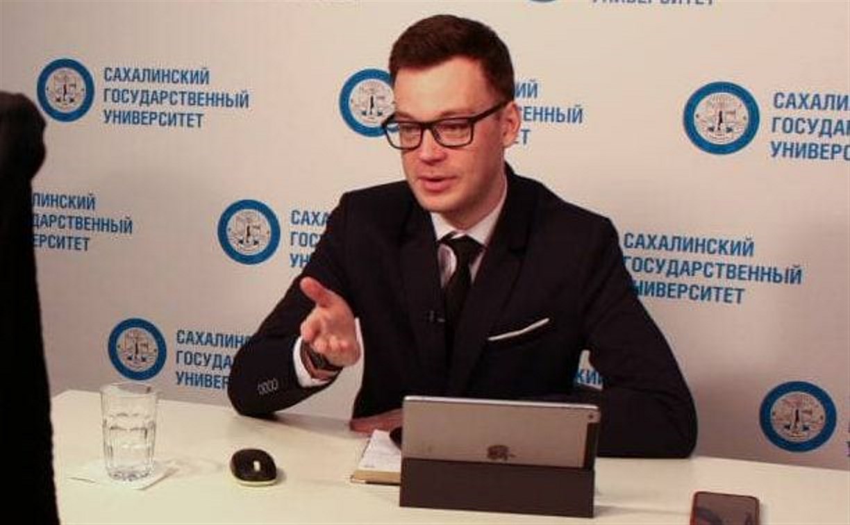 Специалисты сахалинского ЦУР рассказали чиновникам, как нельзя отвечать людям в соцсетях