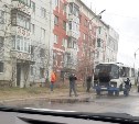 Пассажирский автобус вспыхнул в Охе