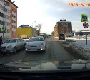 Cедан сбил женщину на пешеходном переходе в Корсакове