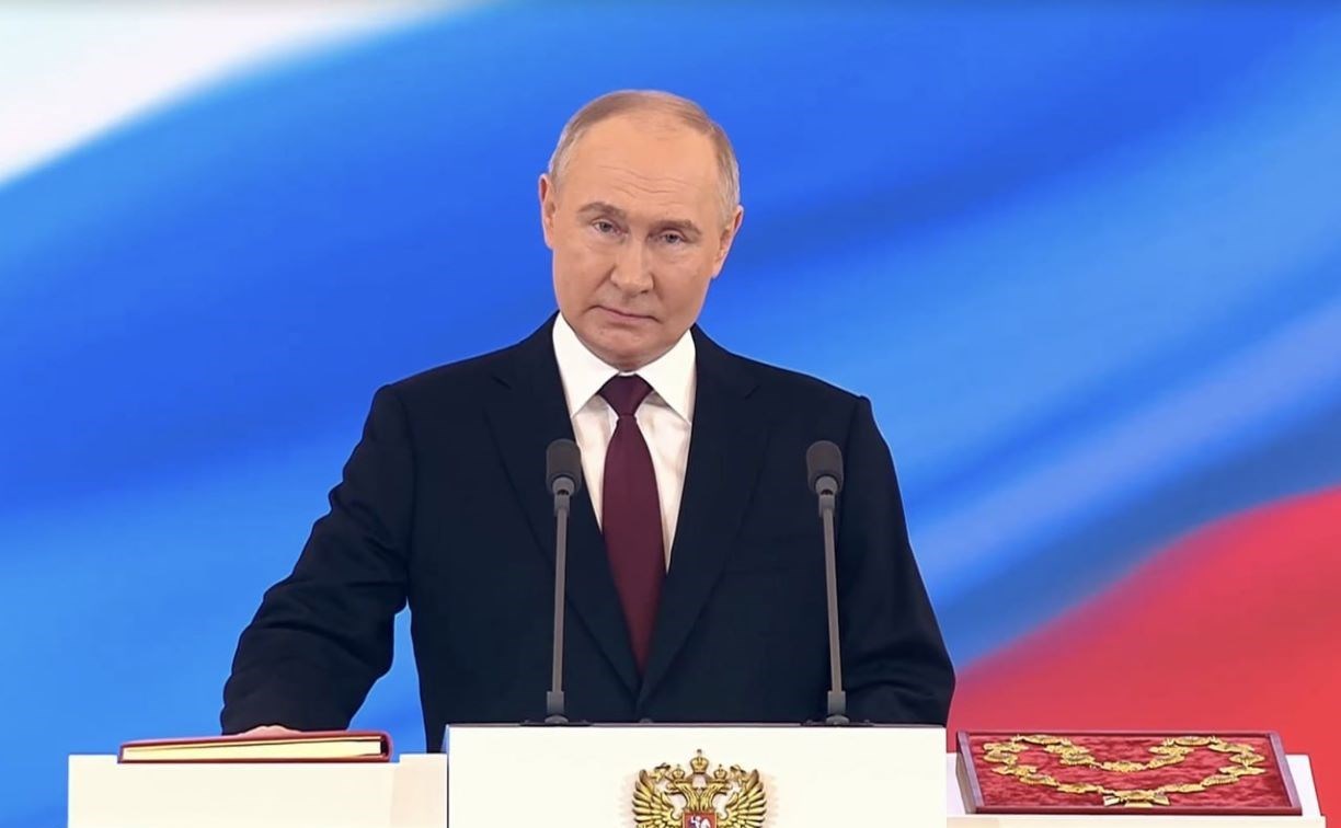 Путин предложил перевести госкомпании из Москвы в Сибирь, на Урал или Дальний Восток