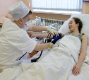Больше половины привлеченных на Сахалин медиков трудоустроено в амбулатории и поликлиники