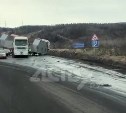 Опубликовано видео ДТП с участием автотрала на Сахалине