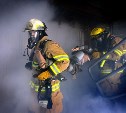 Пожар вспыхнул в магазине в Аниве