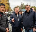 Валерию Лимаренко доложили о ходе работ по капитальному ремонту улицы им. Антона Буюклы в Южно-Сахалинске