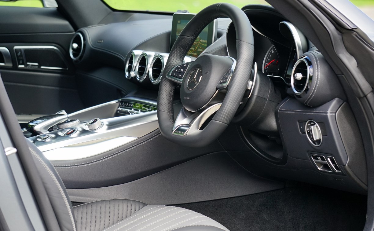 В Хабаровске задержали автомошенника, обманувшего сахалинцев на 4,5 миллиона рублей