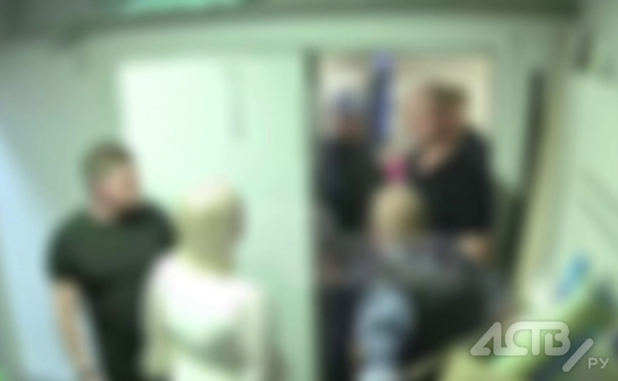 "Захват или попытка оказать давление?":  в"Гастросити" в Южно-Сахалинске нагрянули неизвестные 
