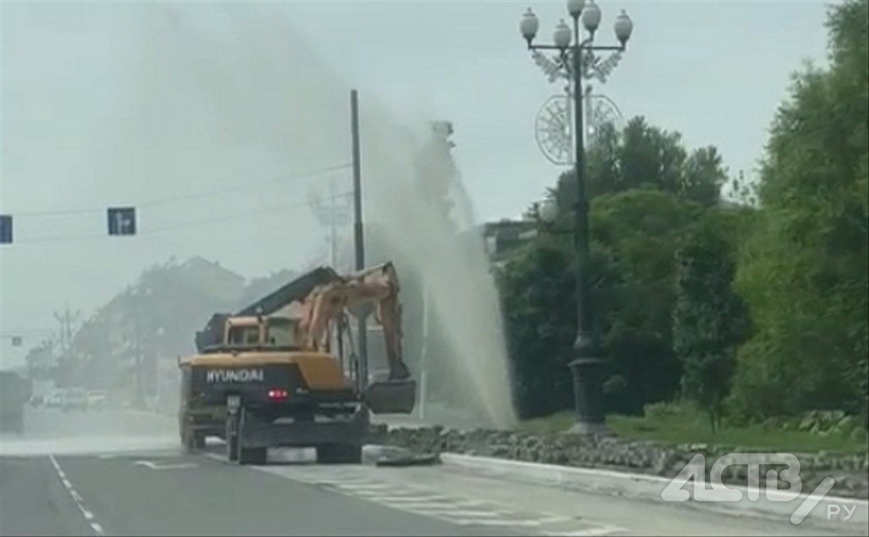 Аварию на магистральном водопроводе в Южно-Сахалинске устранили 