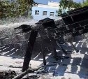 Заброшенное здание в очередной раз горело на проспекте Победы в Южно-Сахалинске