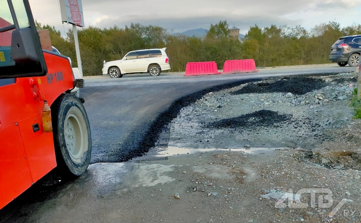 "Заезд с тротуарную дорожку": жители Южно-Сахалинска беспокоятся о последствиях ремонта на пр. Мира 