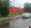 В Смирных ищут очевидцев наезда Toyota Ist на восьмилетнего мальчика