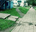 Ребёнок провалился в дырявую ливнёвку в Александровске-Сахалинском