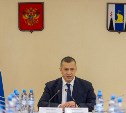 Полпред Юрий Трутнев проверил строительство объектов горнолыжного курорта "Горный воздух"