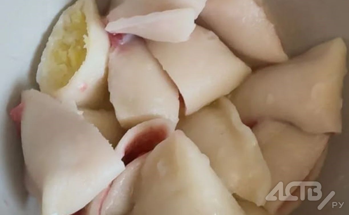 Клубничные вареники с "сюрпризом" продали сахалинке в супермаркете