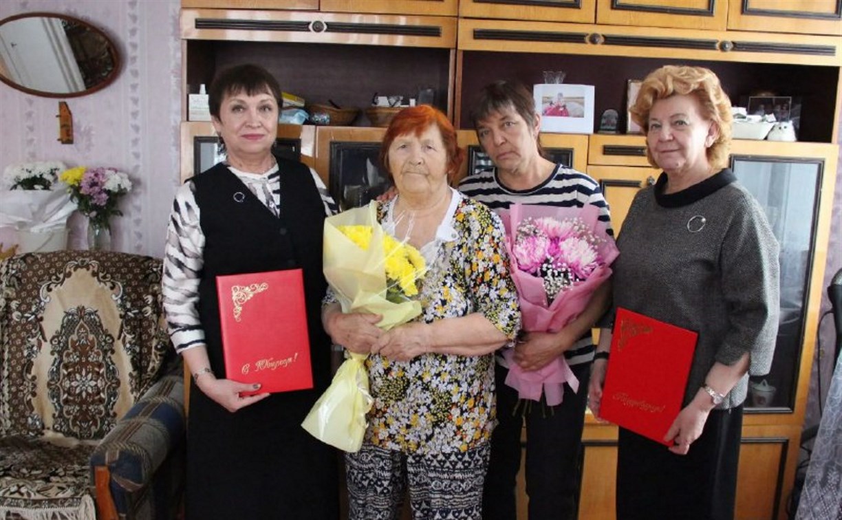 Жительница Долинского района отметила 90-летний юбилей