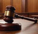 77-летнего сахалинца, изнасиловавшего свою внучку, приговорили к 8,5 годам строгого режима