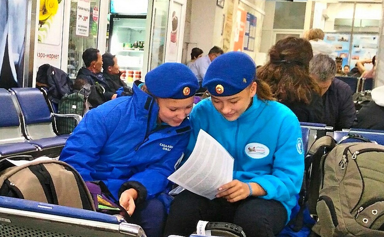 Юные анивчане отправились в экскурсионный тур по местам боевой славы Севастополя