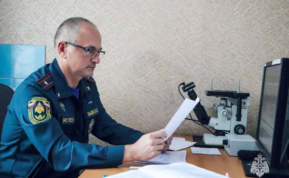 Доказательства из пепла: как в Южно-Сахалинске "читают" следы пожара в многоэтажке на Тихоокеанской