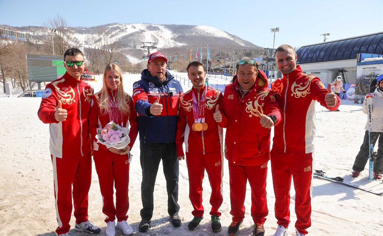Валерий Лимаренко поздравил российских горнолыжников с триумфом на Паралимпийских играх