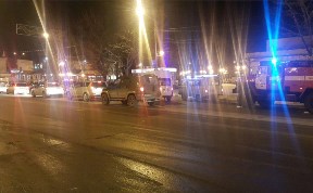 Неизвестный пока шутник "заминировал" Дом правительства и торговый центр в Южно-Сахалинске