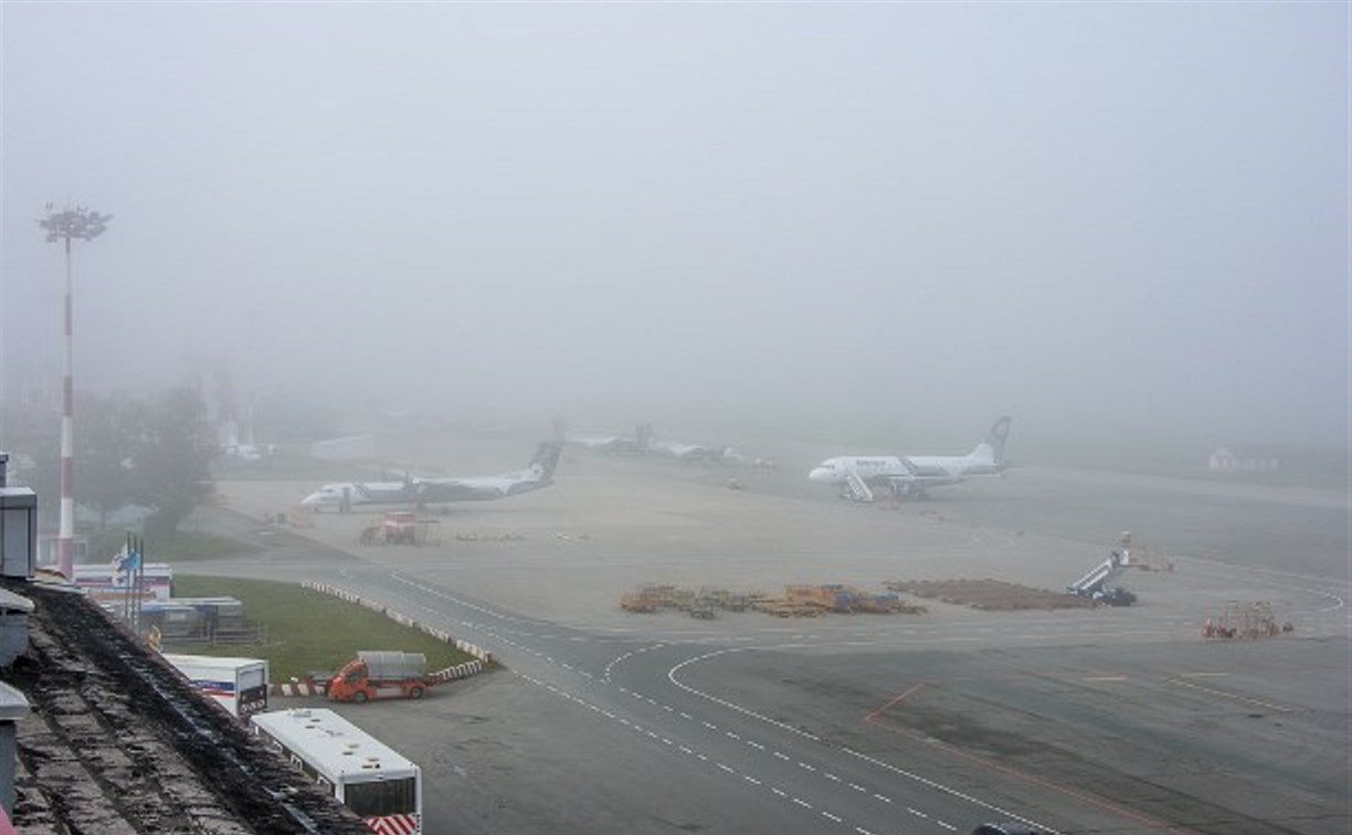 Из-за тумана в аэропорту Южно-Сахалинска задержаны 7 рейсов