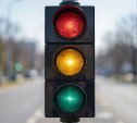 На перекрёстке у школы в Южно-Сахалинске отключился светофор