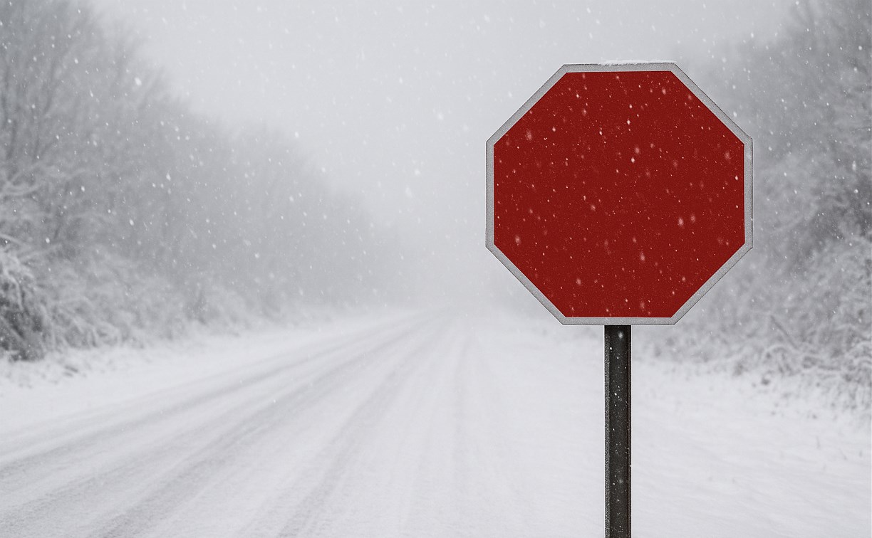 На севере Сахалина ограничат движение пассажирского транспорта из-за непогоды