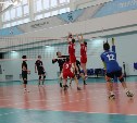 Чемпионат области по волейболу стартовал на Сахалине