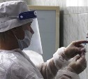 Вакцинацию от COVID-19 на Сахалине и Курилах прошли 36 258 человек