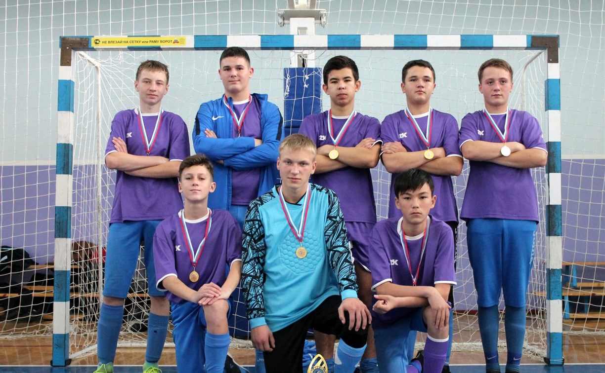 Футболисты из школы №30 Южно-Сахалинска отправятся на дальневосточный турнир