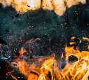 Пожар на Дне: сахалинцы лишились дачного дома