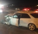 Трое пострадавших: на перекрёстке в Южно-Сахалинске столкнулись Toyota Mark II и Nissan X-Trail 