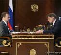 Доступ к 40 тысячам тонн биоресурсов обещал облегчить сахалинским рыбакам Дмитрий Медведев