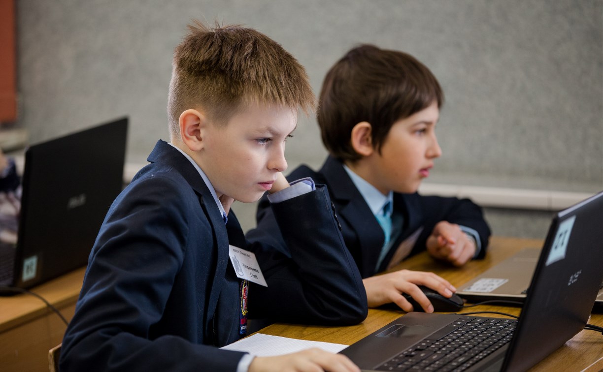 Лучшие маленькие программисты Южно-Сахалинска учатся в трёх гимназиях