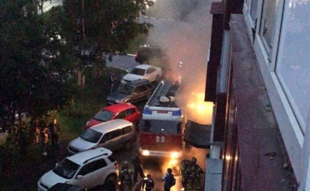Пожар в подвале пятиэтажки потушили в Южно-Сахалинске