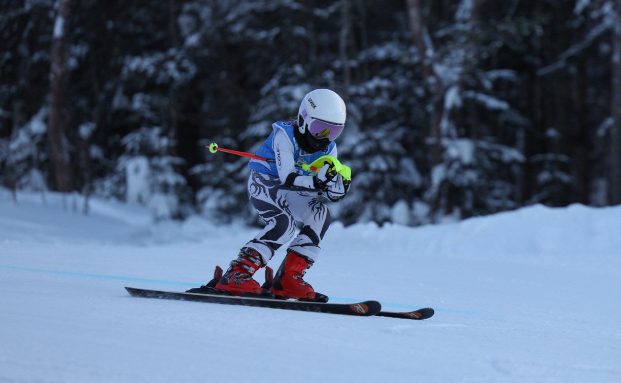 Региональные соревнования "Открытие сезона" по горнолыжному спорту прошли в Южно-Сахалинске