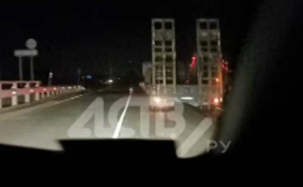 Очевидцы: в серьезном ДТП с длинномером погиб человек