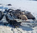 Легковушка и бетономешалка столкнулись около Березняков: погиб человек