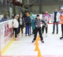 На коньках отметили День зимних видов спорта на Сахалине