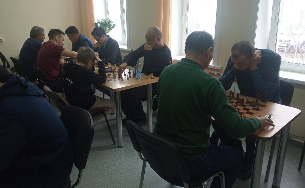 Праздничный блиц-турнир по шахматам прошел в Южно-Сахалинске