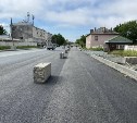 На проспекте Мира в Южно-Сахалинске заасфальтировали уже больше 11 тысяч квадратных метров