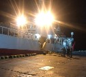 Эвакуированных с плавбазы «Петр Житников» моряков доставят во Владивосток