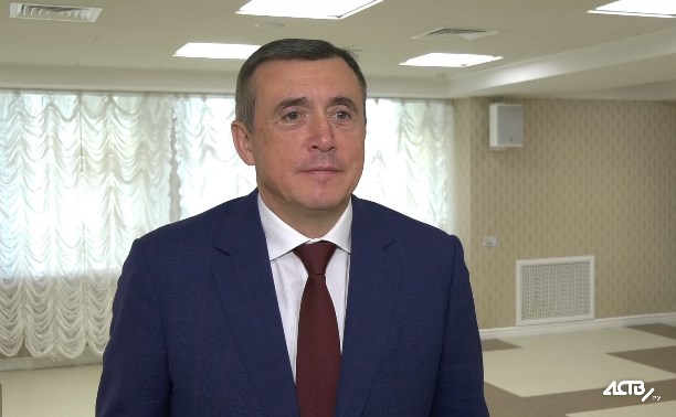 Любви попросил на 60-летие губернатор Сахалина