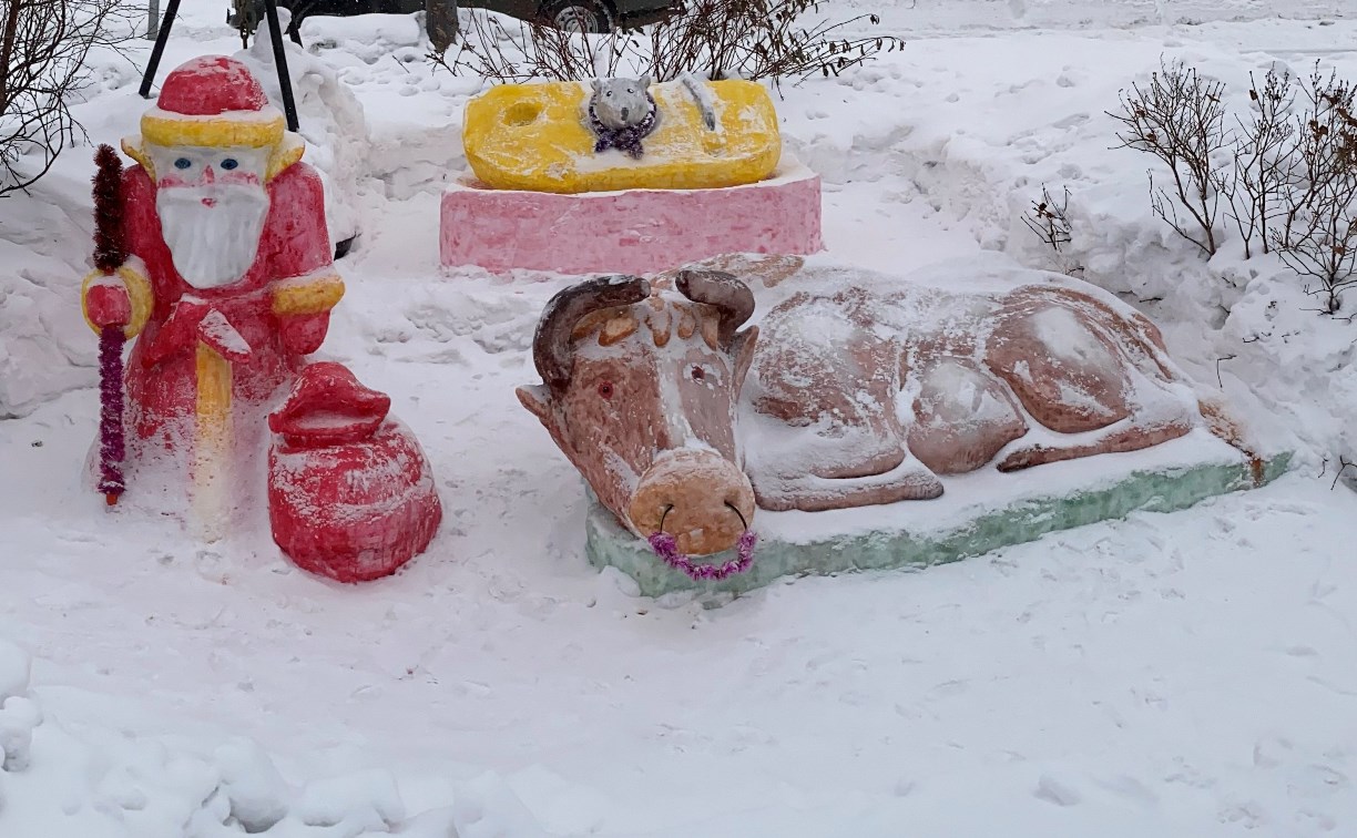 Конкурс снежных городков и ледяных фигур проводят в Александровске-Сахалинском