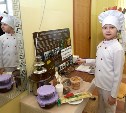 Исследования о пользе шоколада и роботов представили в Южно-Сахалинске