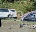 "Капец, торопился, ребята": на юге Сахалина внедорожник с прицепом улетел в кювет
