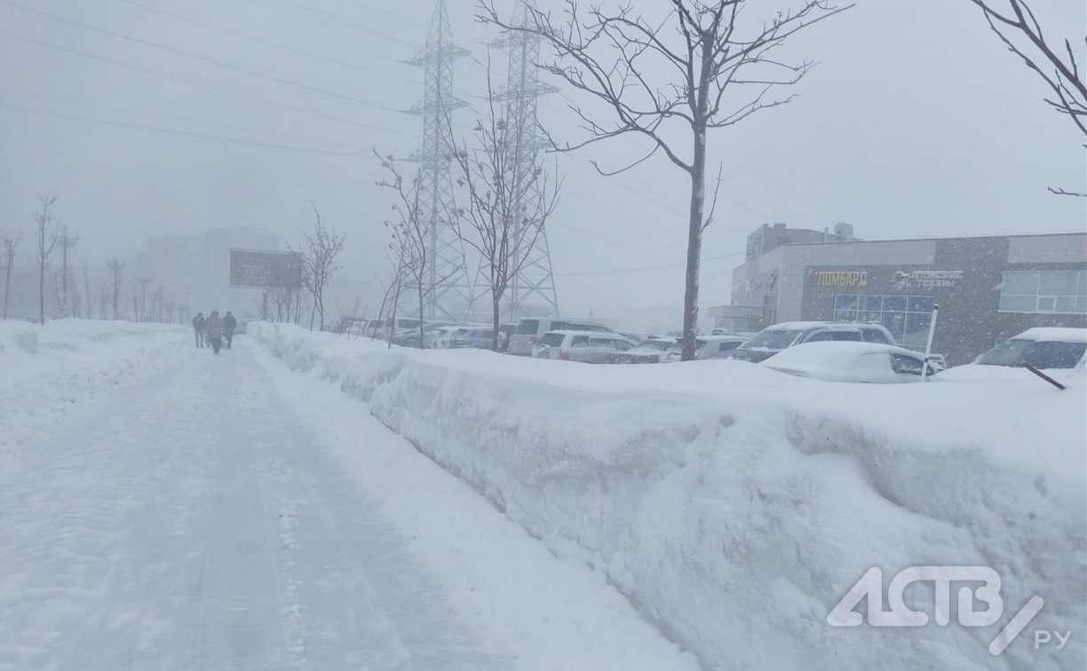 Еще несколько участков трасс закрыты для движения на Сахалине