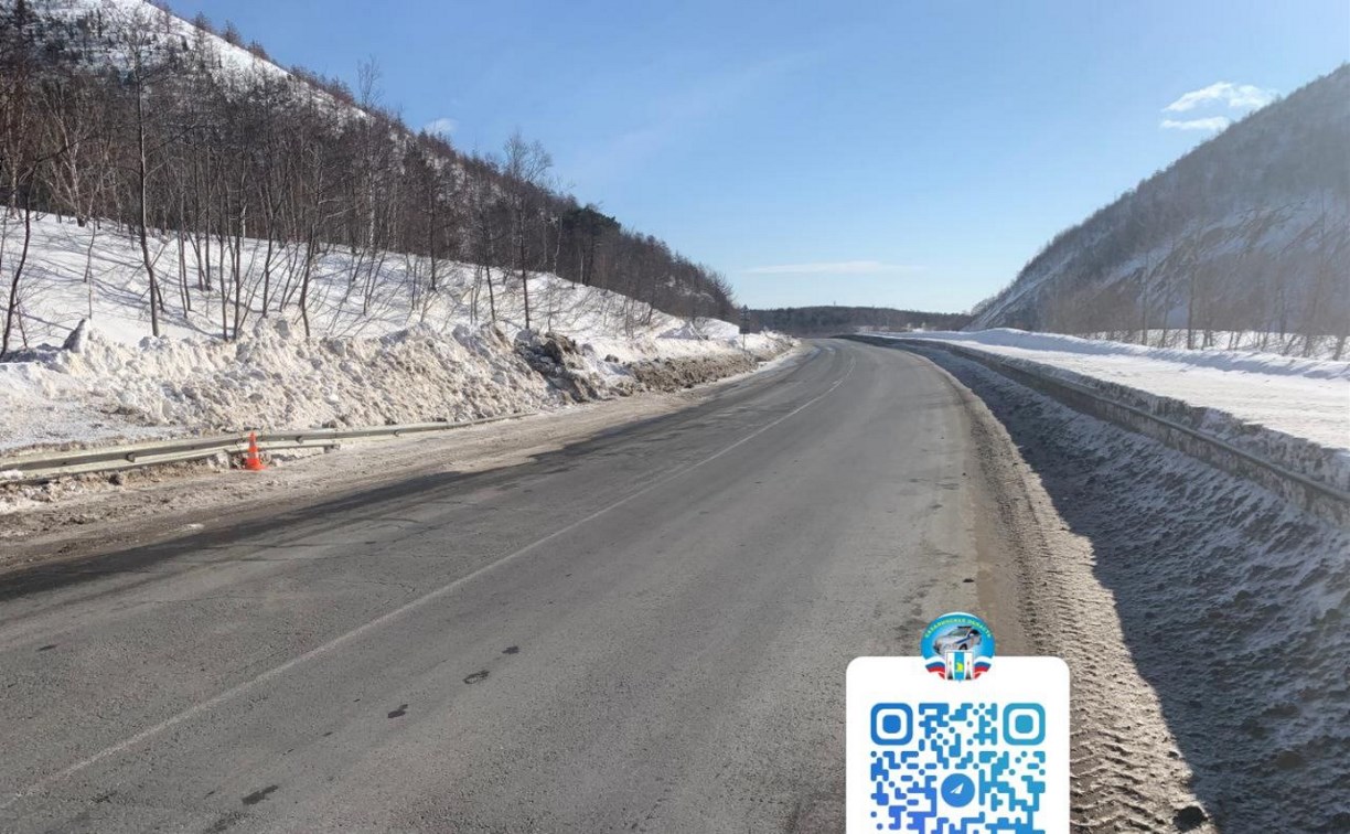 Девочка-подросток пострадала в ДТП на Сахалине: автомобиль врезался в дорожное ограждение Девочка-подросток пострадала в ДТП на Сахалине: автомобиль врезался в дорожное ограждение