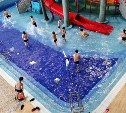Сахалинских школьников бесплатно возят в самый большой на Дальнем Востоке аквапарк