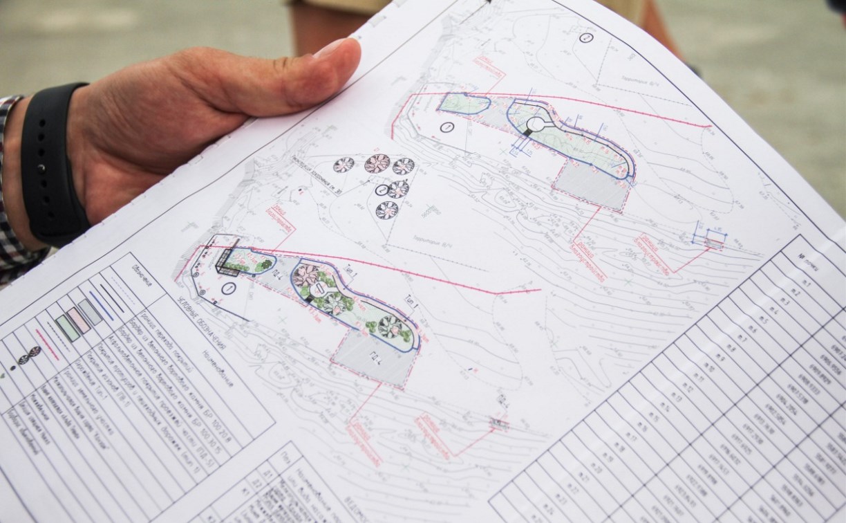 "Сквер семьи, любви и верности" построят на смотровой площадке в Корсакове